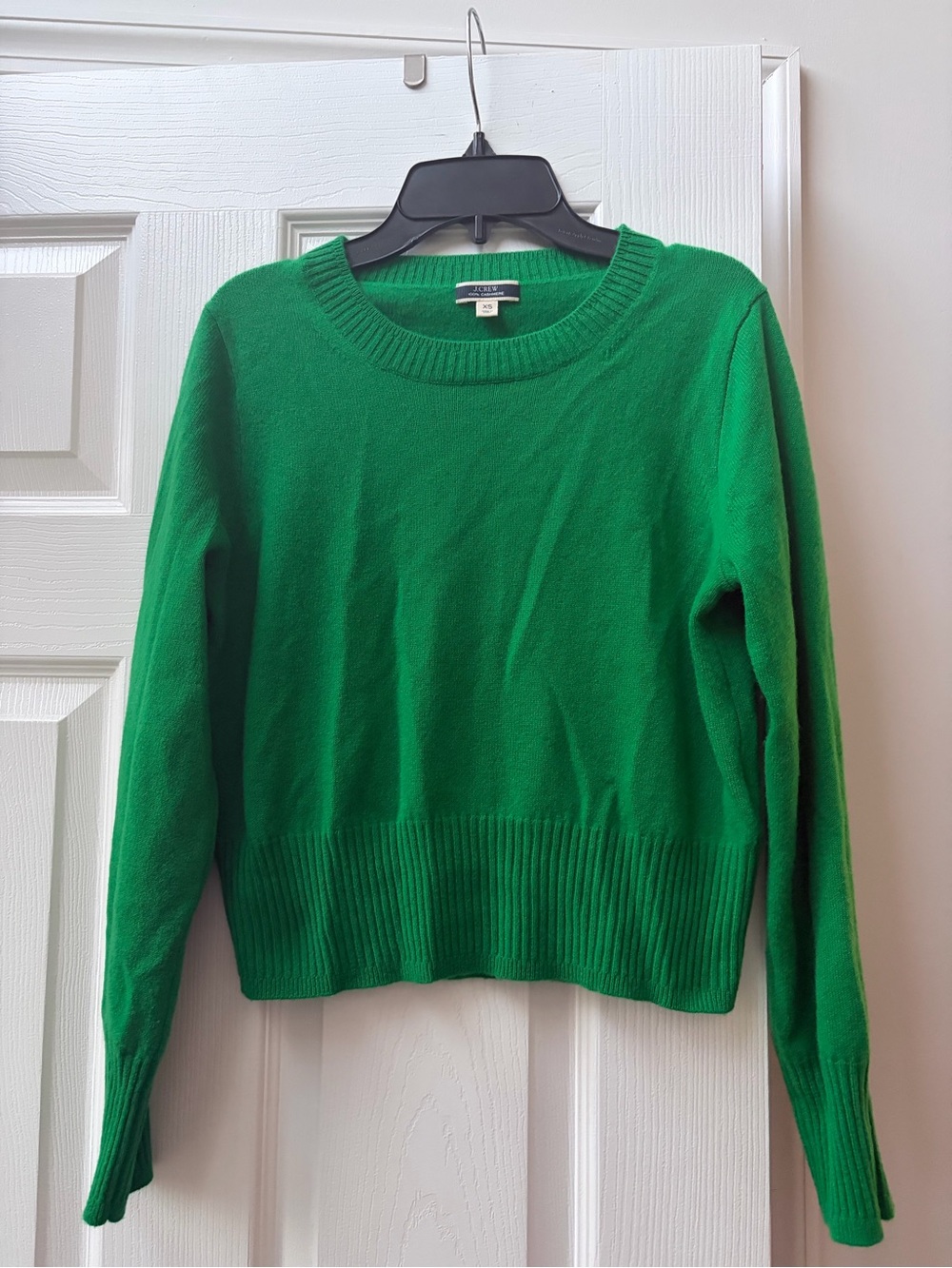 J.Crew 100% cashmere Green Crewneck Sweater